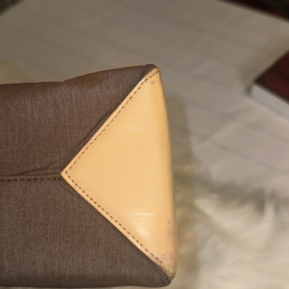 Burberry Woven Leather Tote Bag GUC - Picture 13 of 13